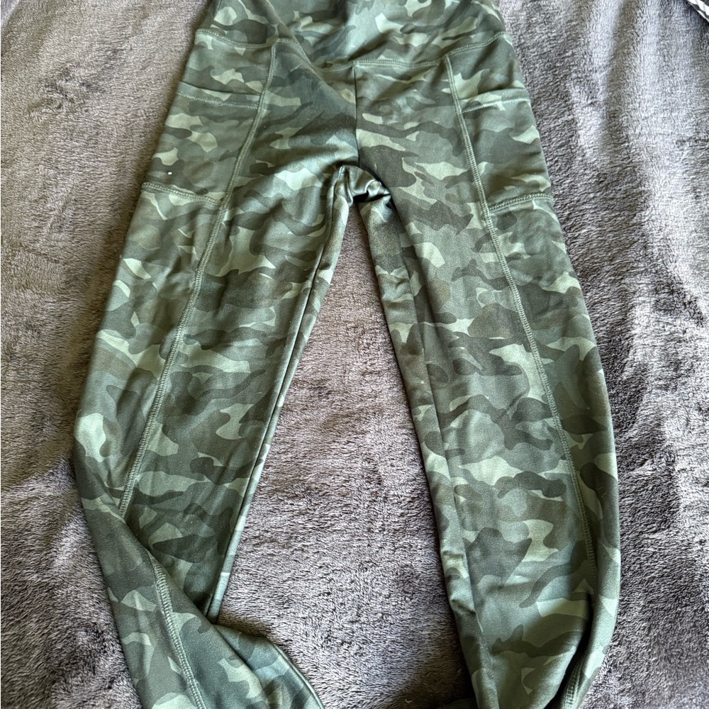 Bali Green Camouflage Leggings